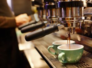 The Benefits of Instant Coffee Machines for Commercial Businesses